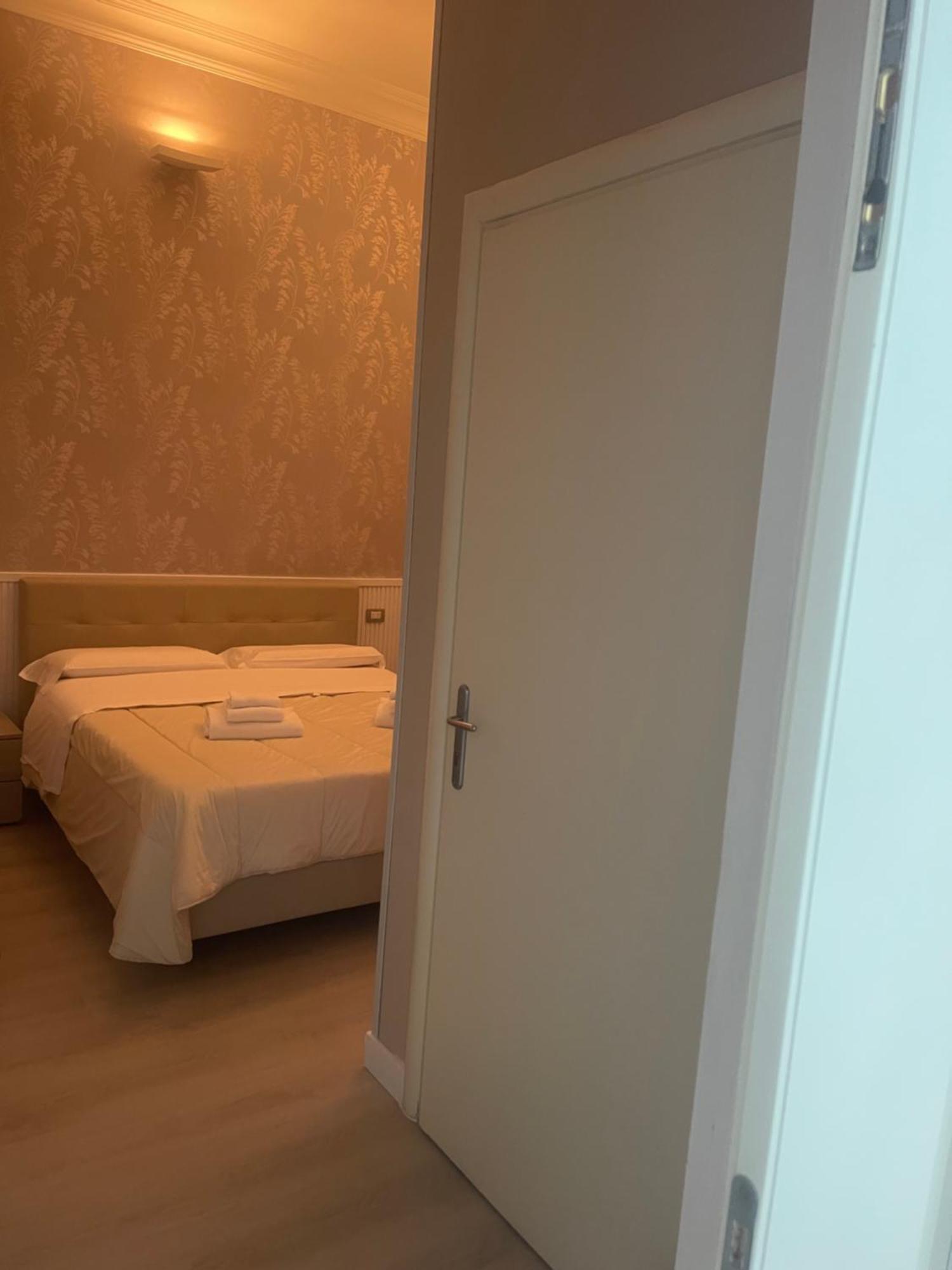 B&B Chez Moi Napoli Dış mekan fotoğraf