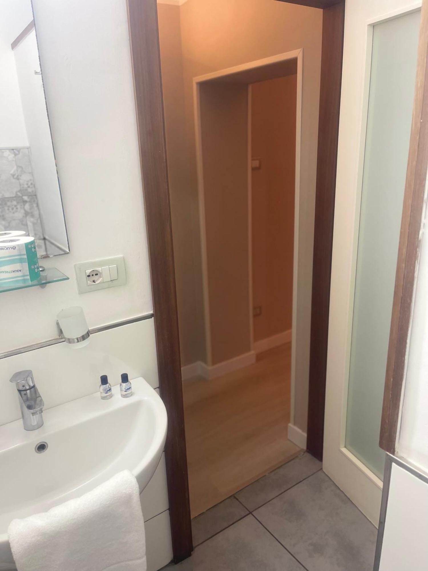 B&B Chez Moi Napoli Dış mekan fotoğraf