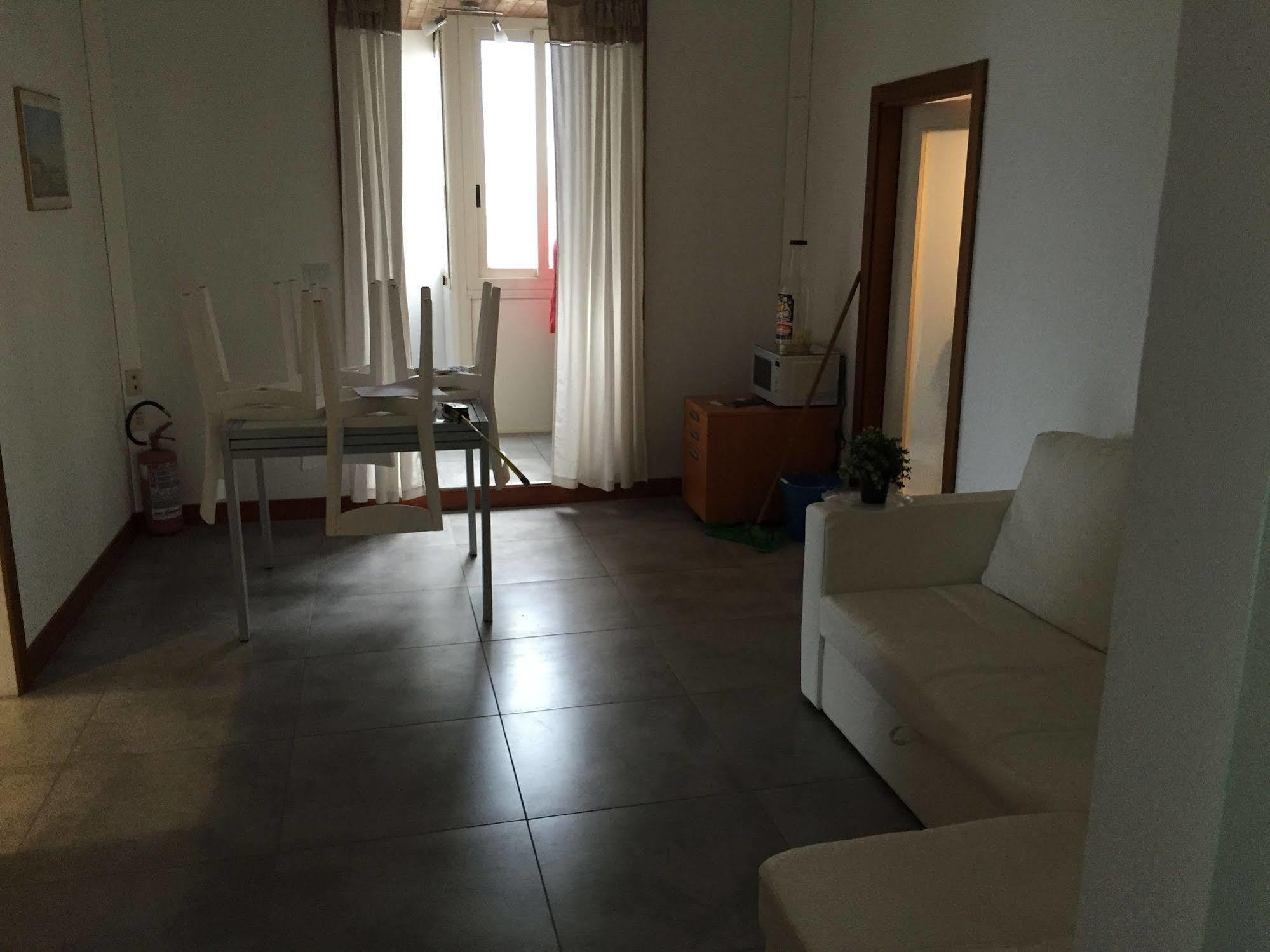 B&B Chez Moi Napoli Dış mekan fotoğraf
